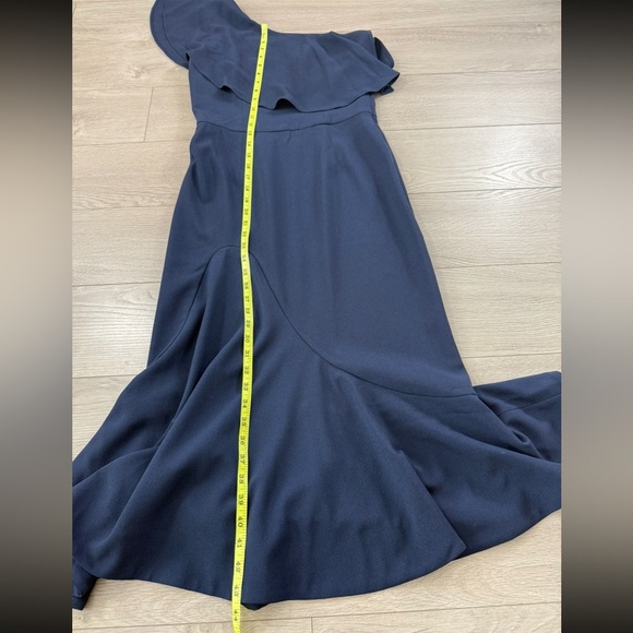 Dress The Population Navy Blue Raquel One Shoulder Midi Dress - Picture 8 of 9